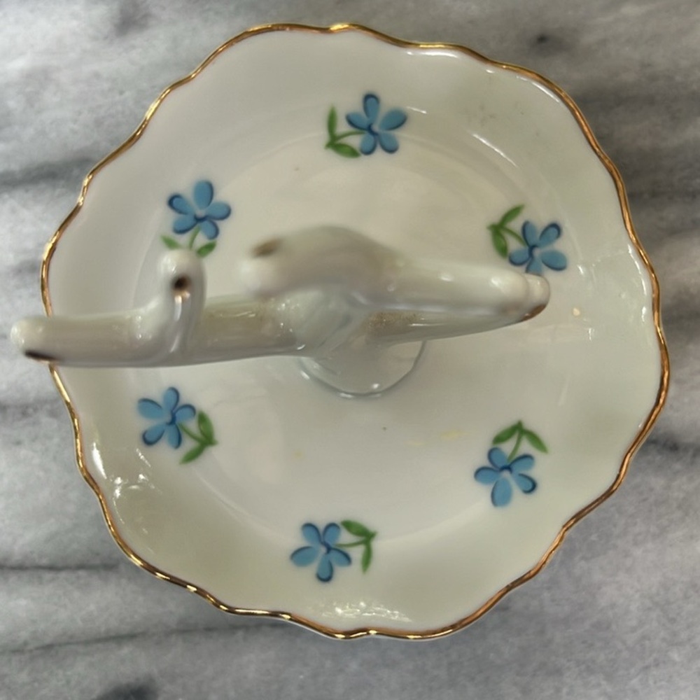 I.W. Rice Vintage Porcelain Ring Holder, Outstanding Condition! - Picture 2 of 6